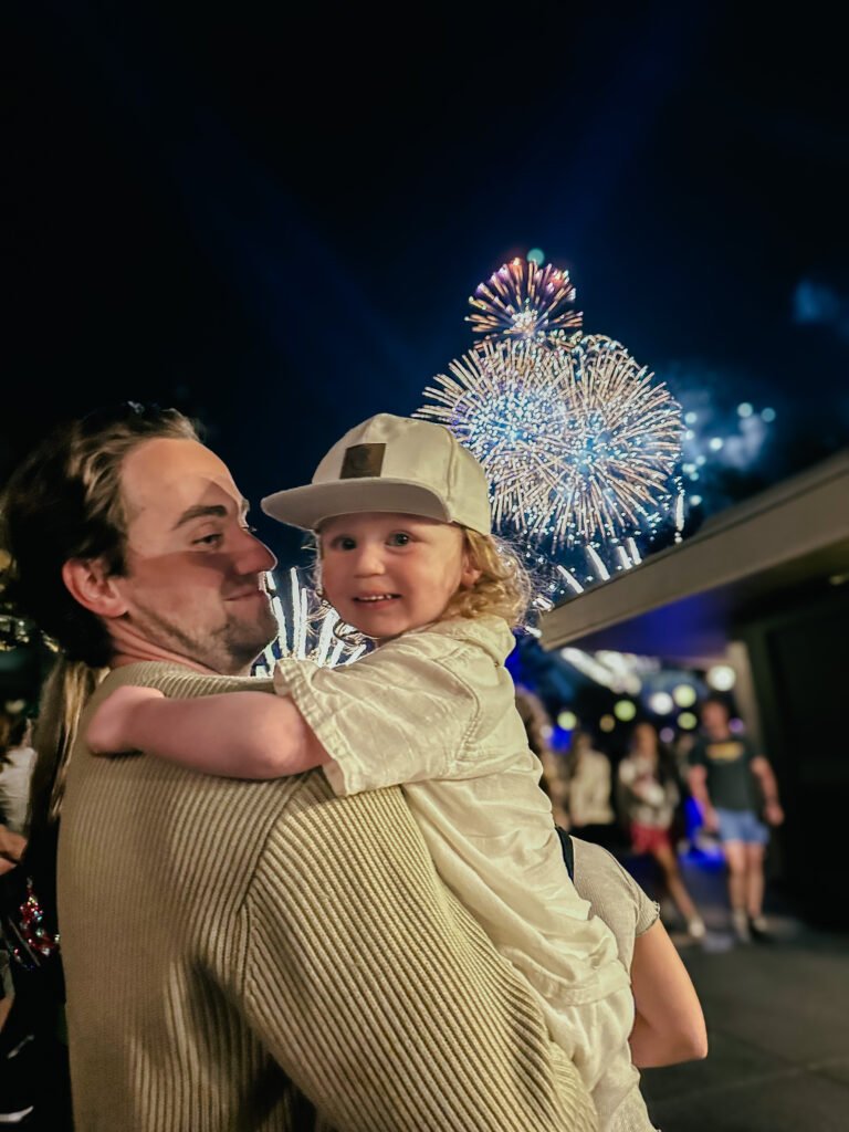Travel to Disney with a Toddler_Magic Kingdom-Fireworks_ItsHannahCallahan