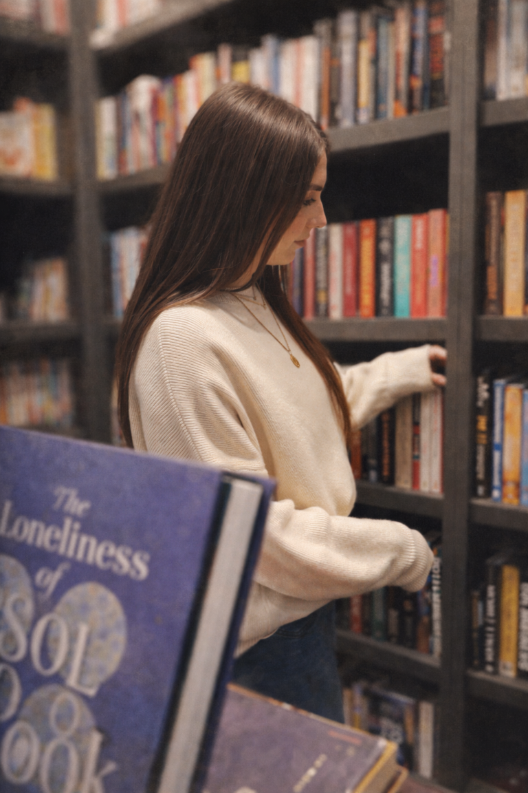 12 Book Recommendations I'll Never Stop Talking About_Sneak Peek-ItsHannahCallahan Blog