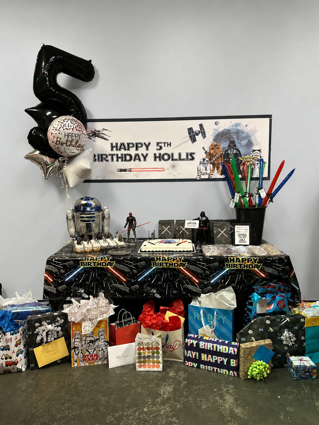 Hollis' 5th Birthday Party_The Ultimate Gift Guide for 5-Year-Old Boys (36 Mom-Approved Gifts)