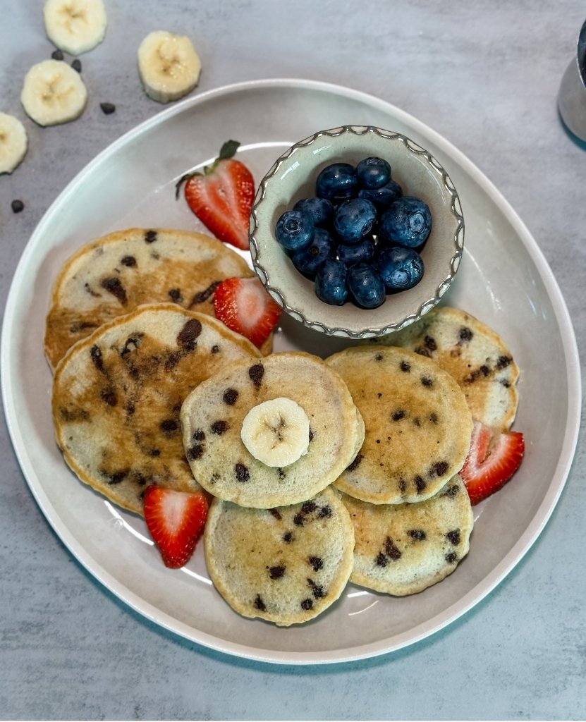 Super Moist Banana Chocolate Chip Pancakes_Recipe Blog Image
